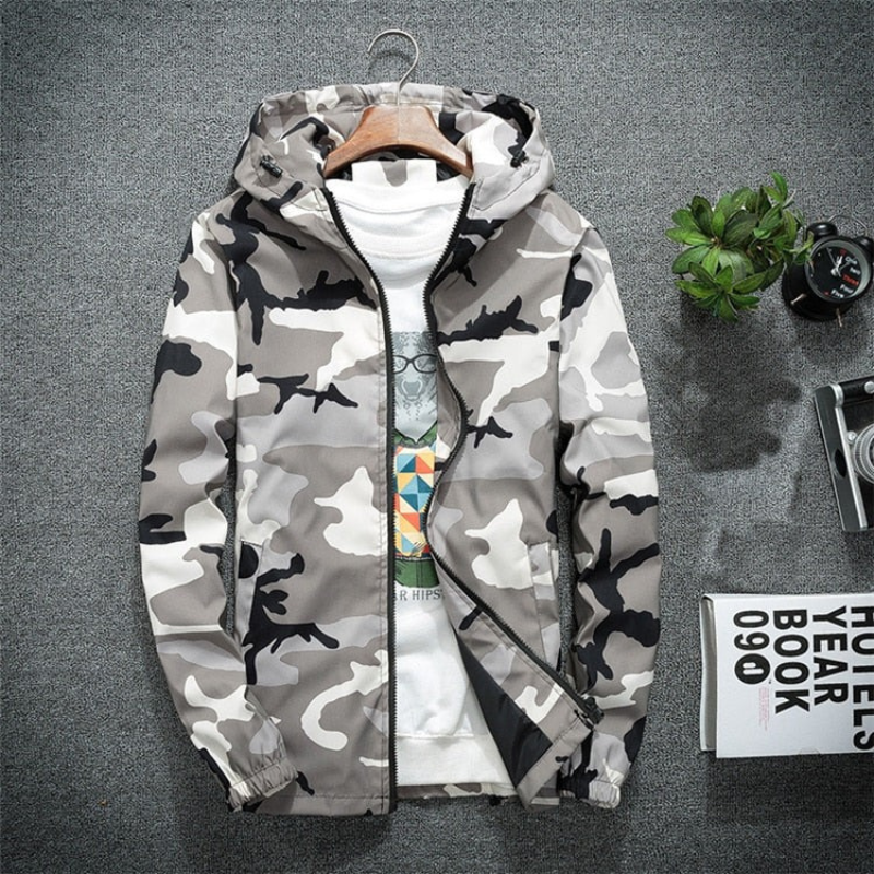 Herren Übergangsjacke mit Camouflage-Muster, locker geschnitten und modern gestaltet