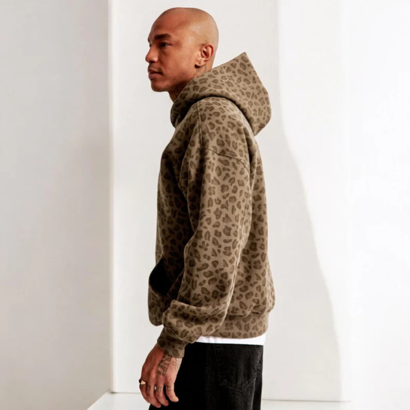 Herren urbaner Leoparden-Hoodie mit modernem Leopardenmuster