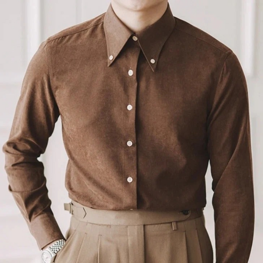 Herren Vintage-Businesshemd im klassischen Stil, ideal für Büro und besondere Anlässe.