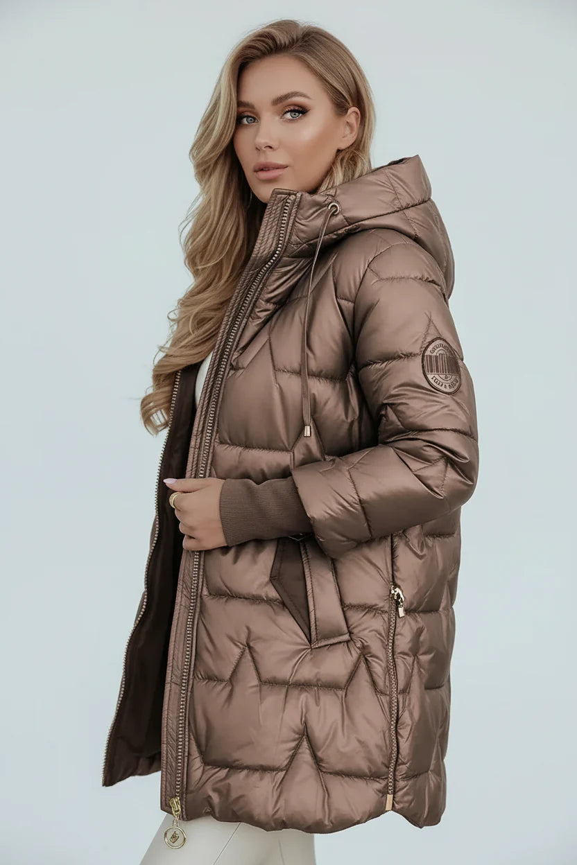 Lange Steppjacke mit großzügiger Kapuze für Damen | Elinora