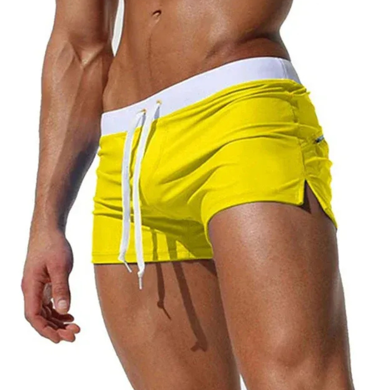 Klassische Badeshorts für Herren in sportlichem Sommerdesign









