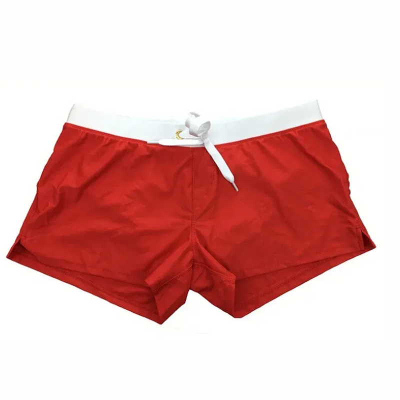 Klassische Badeshorts für Herren in sportlichem Sommerdesign









