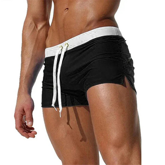 Klassische Badeshorts für Herren in sportlichem Sommerdesign









