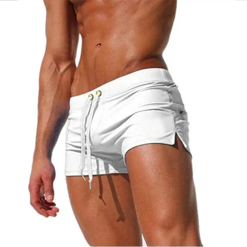 Klassische Badeshorts für Herren in sportlichem Sommerdesign









