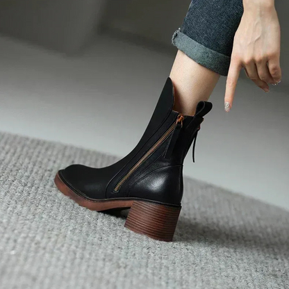 Klassische elegante Stiefeletten für Damen in zeitlosem Design