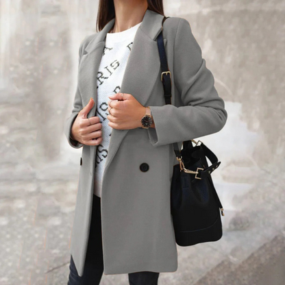 Klassischer eleganter Damenmantel mit zeitlosem Design für stilvolle Outfits
