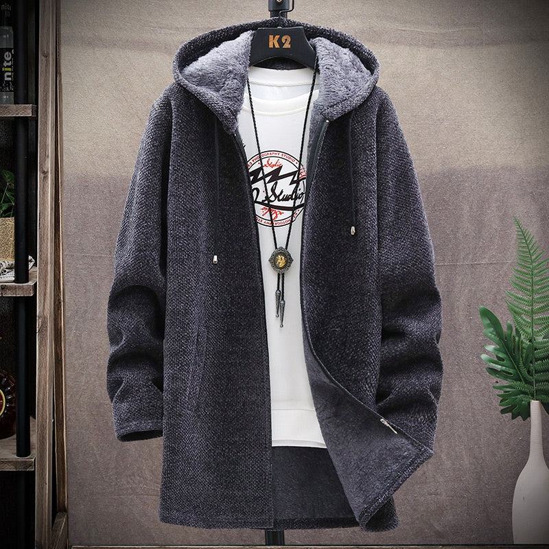 Klassischer langer Kapuzenpulli für Herren in modernem Schnitt
