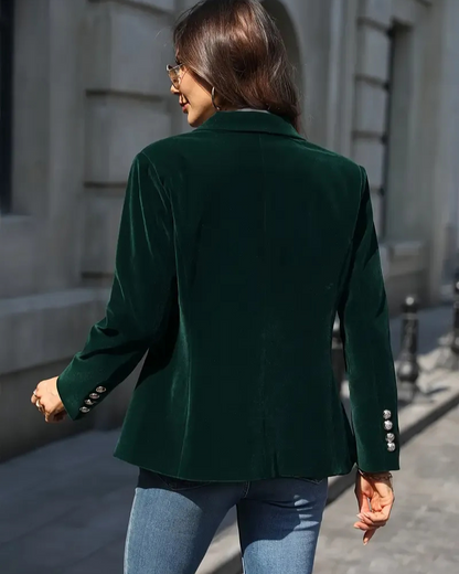 Klassischer taillierter Damenblazer für elegantes und vielseitiges Styling