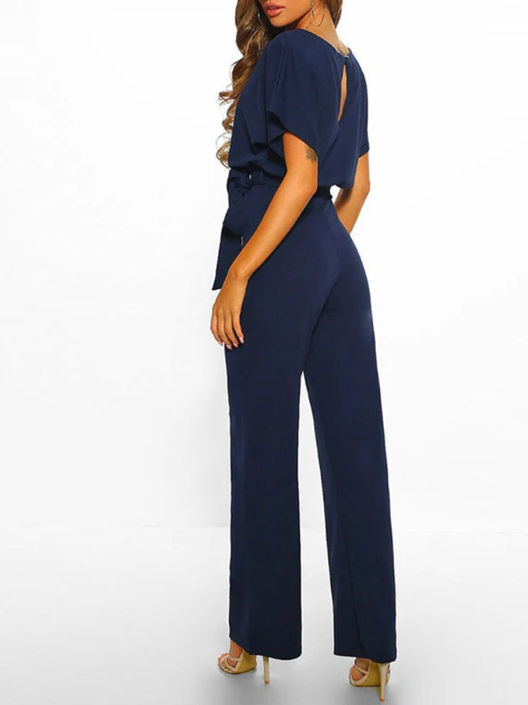 Lässiger Damen-Jumpsuit mit lockerer Passform und modernem Stil für vielseitige Anlässe.