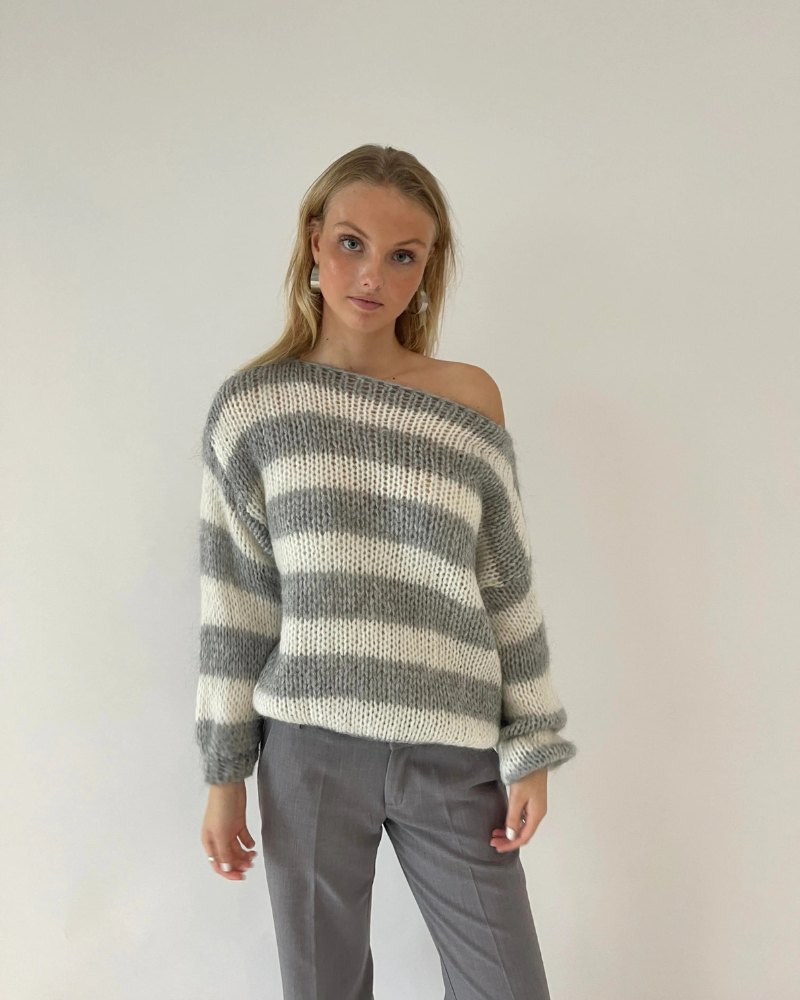 Lässiger gestreifter Pullover für Damen in modernem Design