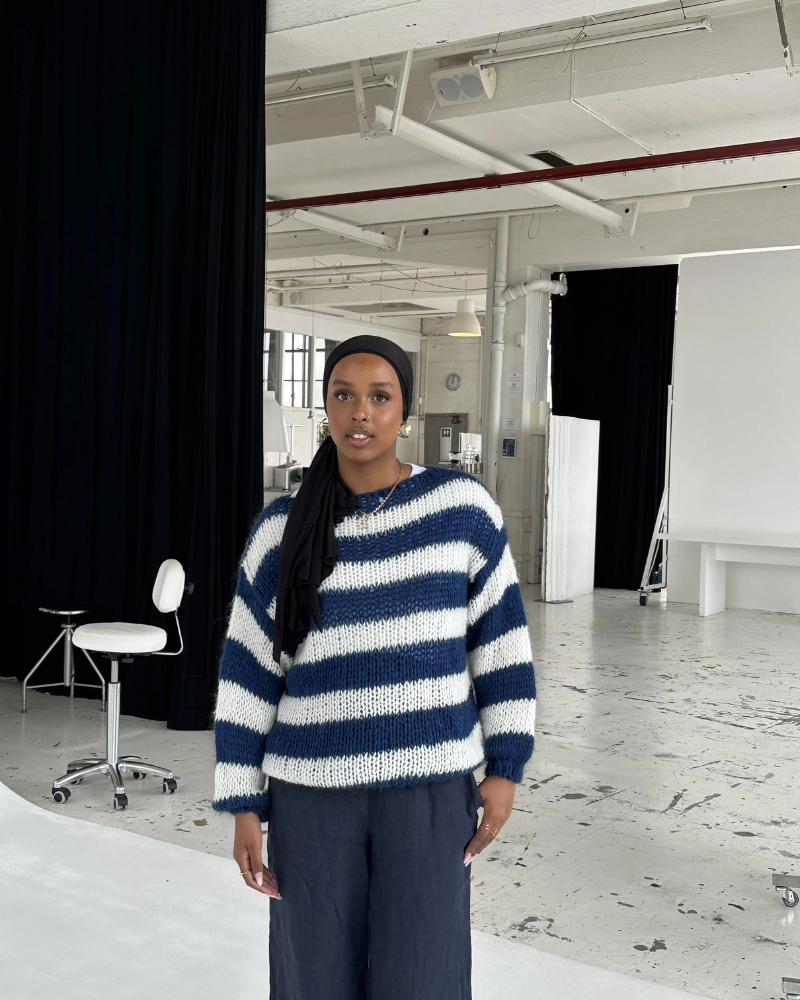 Lässiger gestreifter Pullover für Damen in modernem Design