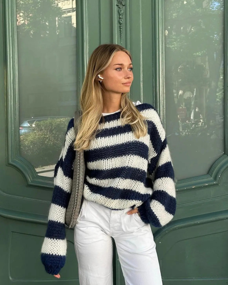 Lässiger gestreifter Pullover für Damen in modernem Design