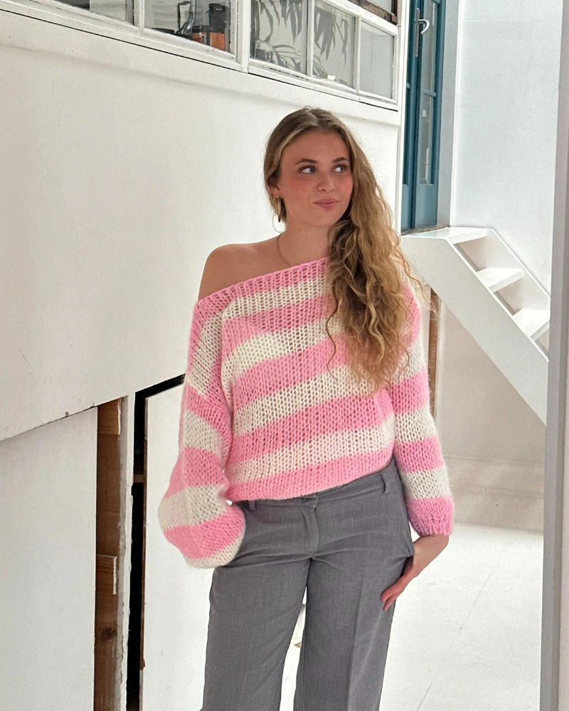 Lässiger gestreifter Pullover für Damen in modernem Design