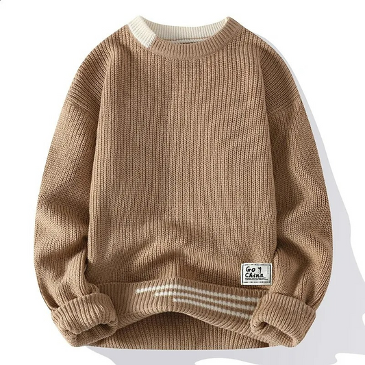 Lässiger Rundhalspullover für Herren in modernem Design
