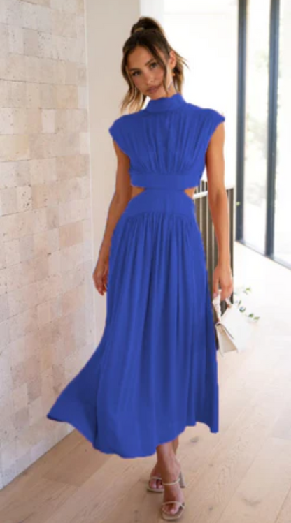 Langes Vintage-Kleid für Damen in elegantem Design, ideal für feierliche Anlässe und stilvolle Auftritte.

