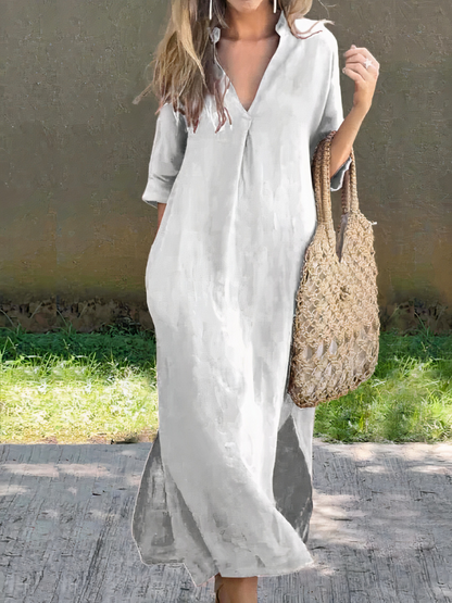 Locker geschnittenes bequemes Sommerkleid für Damen – ideal für warme Tage und entspannte Freizeitlooks.