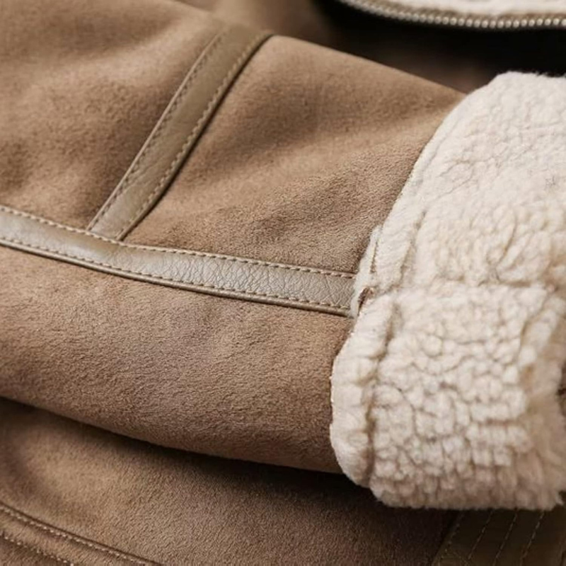 Moderne warme Bikerjacke für Damen in stilvollem Design