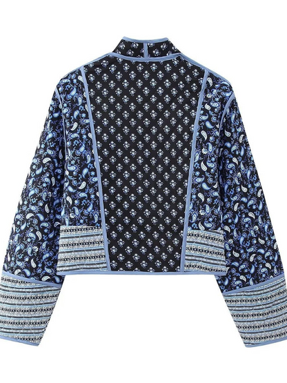 Modische Wendejacke für Damen, stilvoll und vielseitig für Alltag und Freizeit.