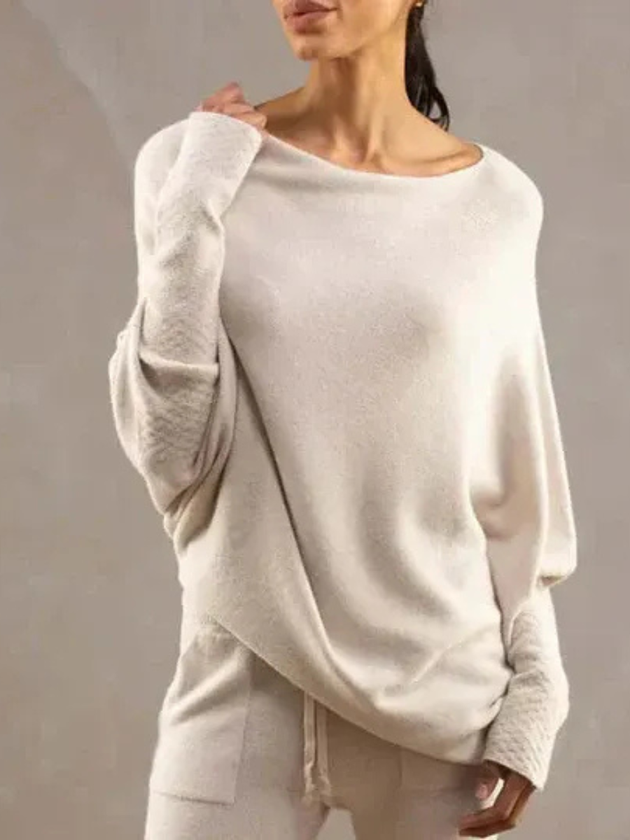 Modischer Pullover für Damen in modernem Design, ideal für Alltag und besondere Anlässe.