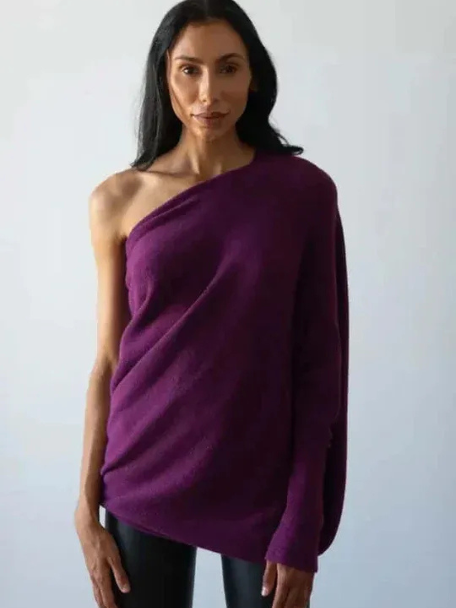 Modischer Pullover für Damen in modernem Design, ideal für Alltag und besondere Anlässe.