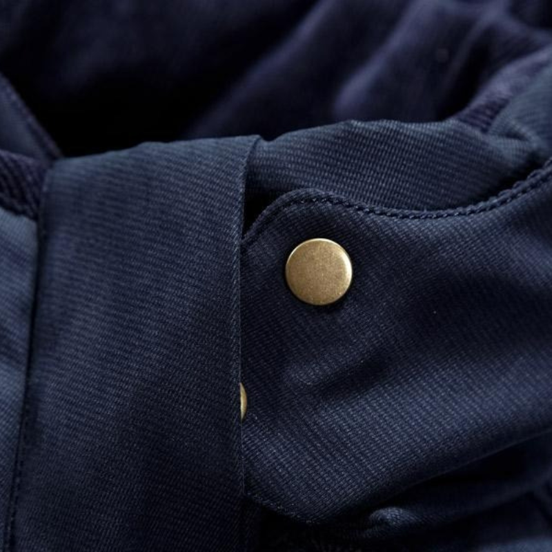 Robuste Winterjacke mit Kapuze für Herren für kalte Tage und vielseitige Anlässe