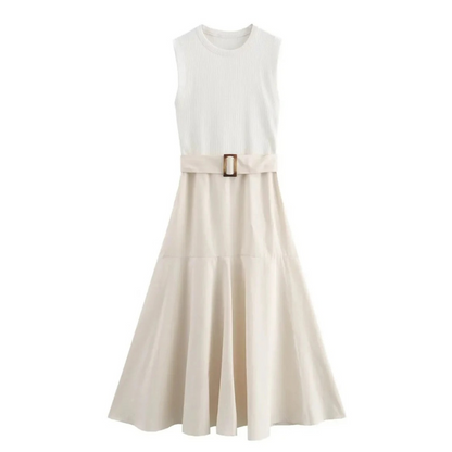  Schönes ärmelloses Kleid für Damen in elegantem Design für vielseitige Anlässe.

