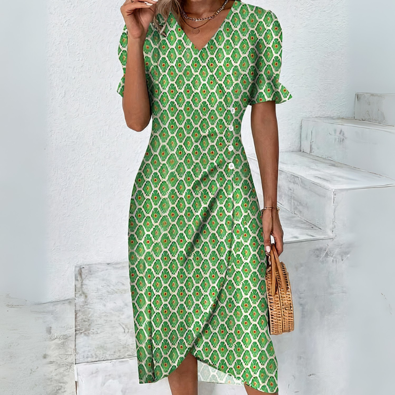 Schönes lässiges Sommerkleid für Damen in lockerem, sommerlichem Design
