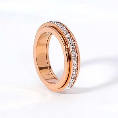 Eleganter Spinner-Ring mit drehbarem Design und Ziersteinen | Aurevia