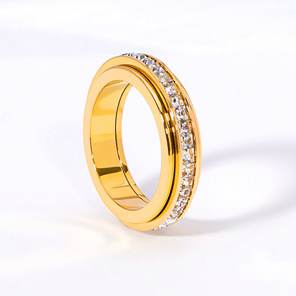 Eleganter Spinner-Ring mit drehbarem Design und Ziersteinen | Aurevia