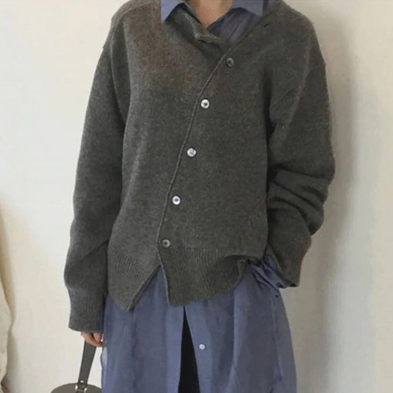 Stilvolle Strickjacke für Damen mit zeitlosem Design für vielseitige Outfits.