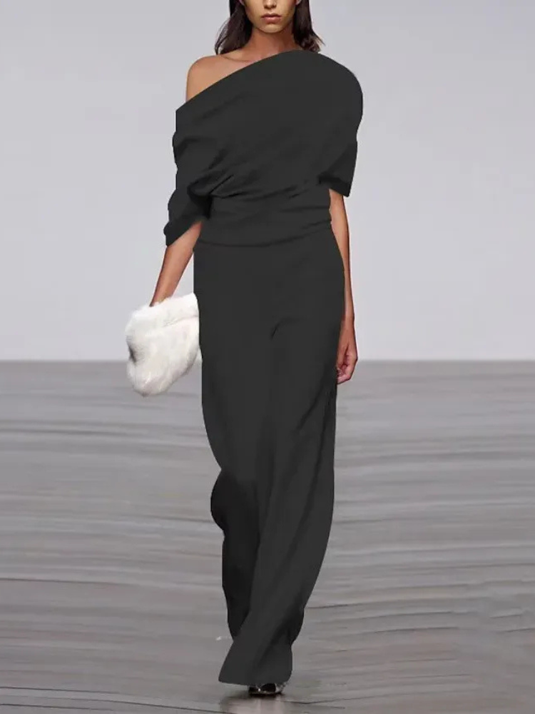 Stilvoller eleganter Overall für Damen mit schmeichelhafter Passform und vielseitigem Design