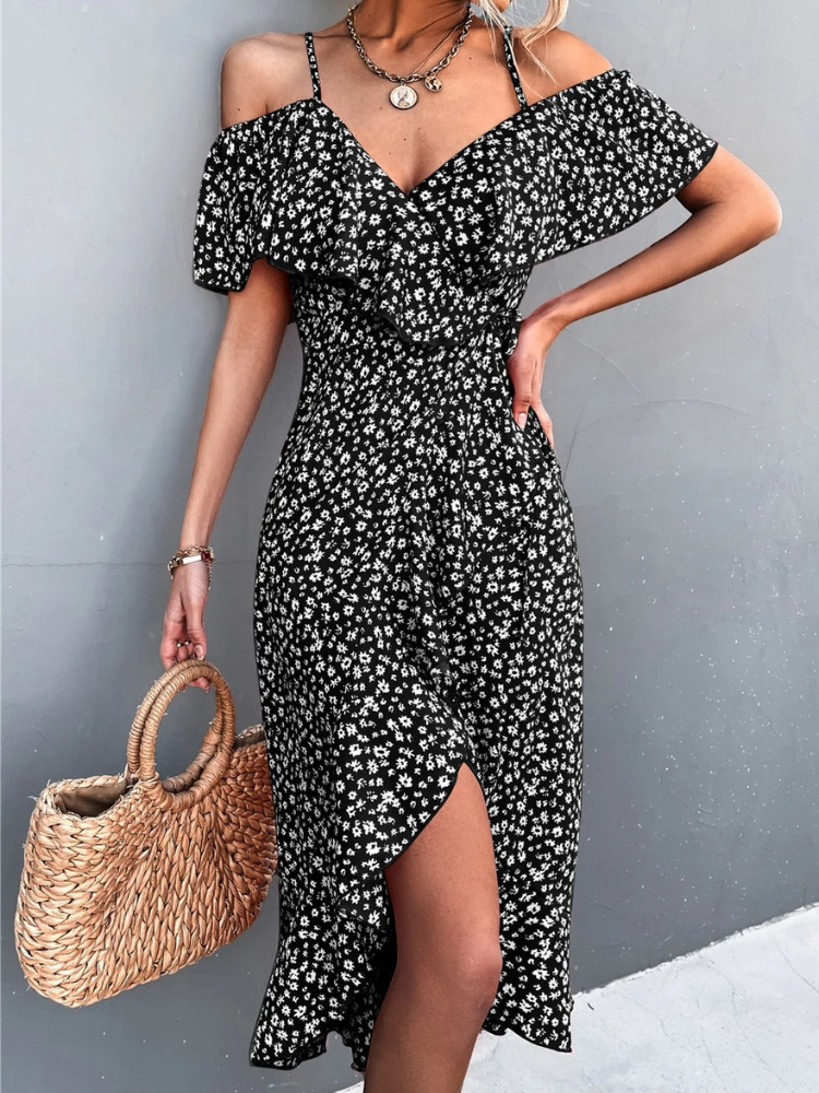 Stilvolles geblümtes Sommerkleid für Damen, perfekt für warme Tage und vielseitige Outfits.

