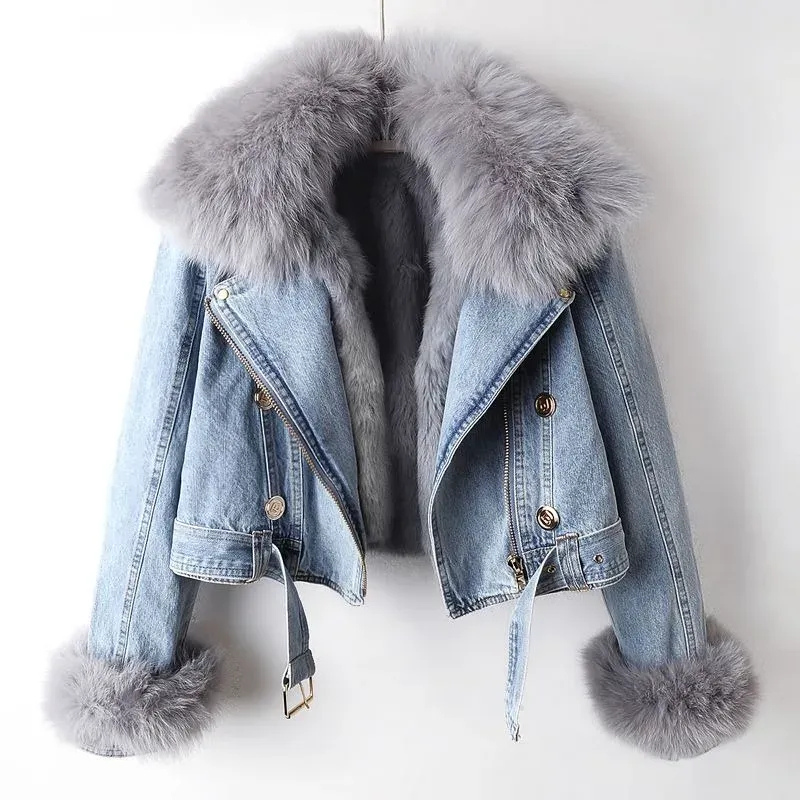Stylische Jeansjacke für Damen in modernem Design
