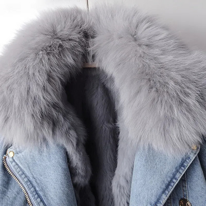 Stylische Jeansjacke für Damen in modernem Design