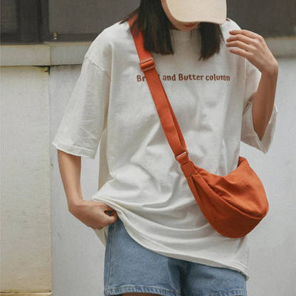 Trendige Halbmond-Crossbody-Tasche für Damen mit modernem Design und praktischem Reißverschluss