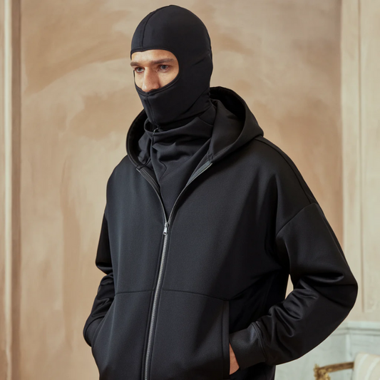 Trendige Sturmhaube für Herren in modernem Design für Schutz und Stil