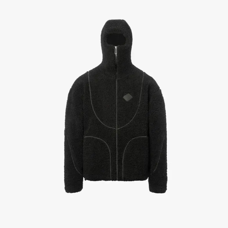 Trendiger moderner Herren-Kapuzenpullover im sportlich-urbanen Design