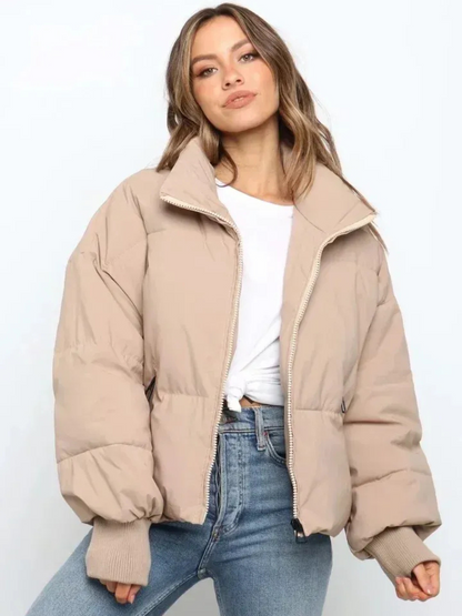 Warme Daunenjacke für Damen in modernem und funktionalem Design