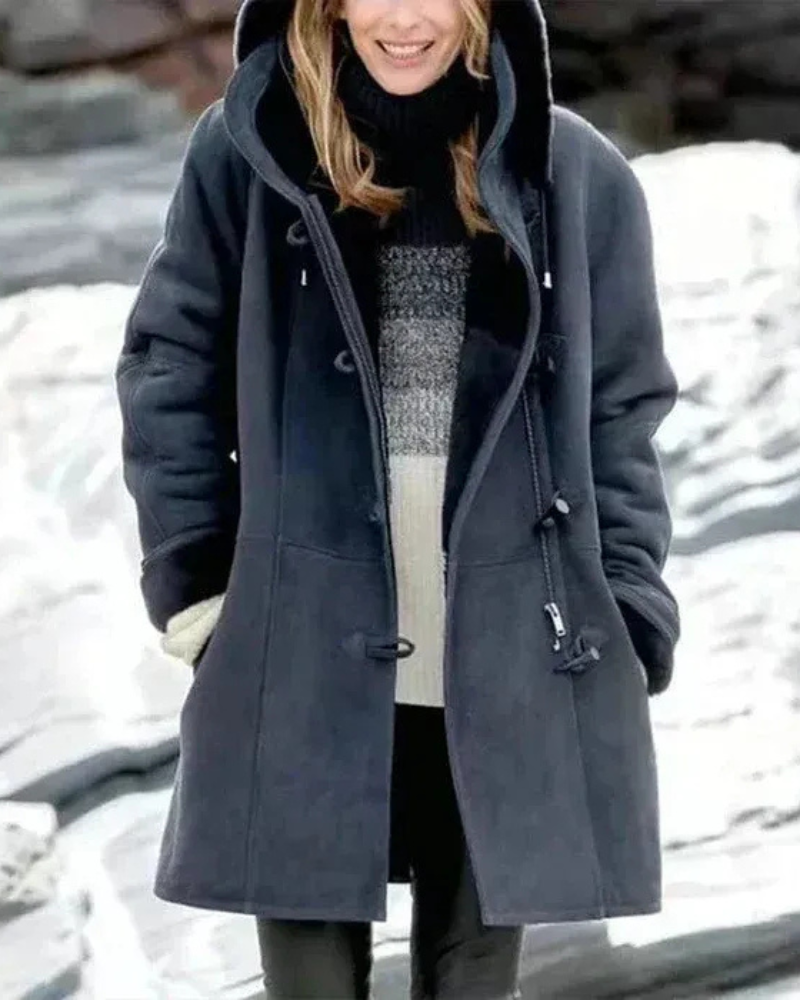 Warme Kapuzenjacke für Damen in wintertauglichem Design