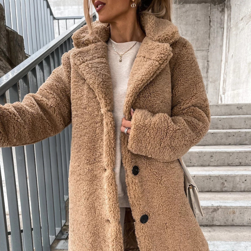 Warmer Plüschmantel für Damen für stilvolle Wintertage