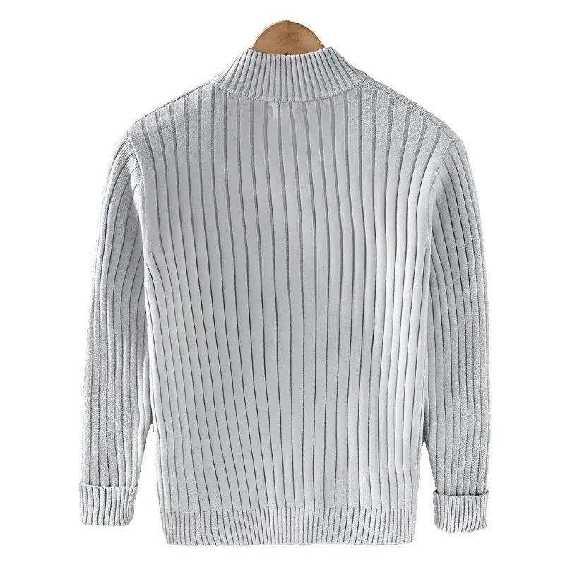 Warmer Strickcardigan für Herren in zeitlosem Design für Alltag und Freizeit.