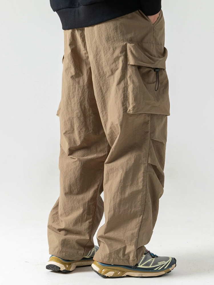 Herren-Wanderhosen mit wasserdichtem Design und praktischen Taschen für Outdoor-Aktivitäten