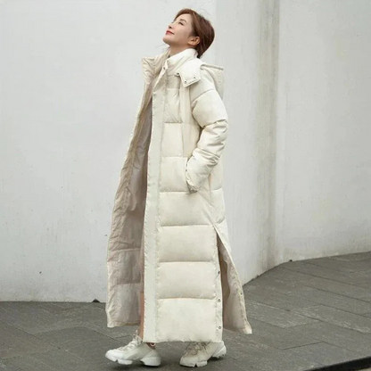 Wind- und wasserdichte Daunenjacke für Damen im modernen Design