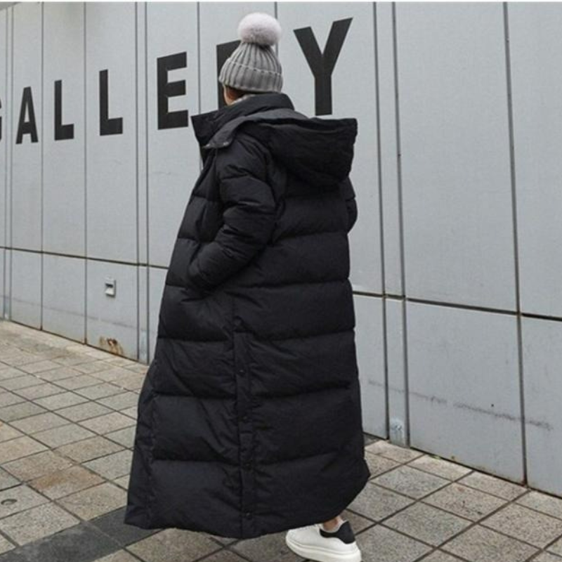 Wind- und wasserdichte Daunenjacke für Damen im modernen Design