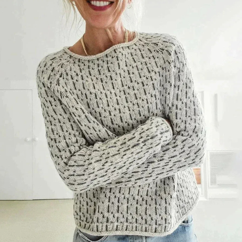 Zeitloser Herbstpullover für Damen in klassischem Design, ideal für Alltag, Freizeit und Büro.