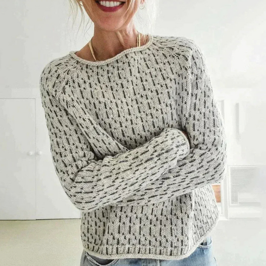 Zeitloser Herbstpullover für Damen in klassischem Design, ideal für Alltag, Freizeit und Büro.